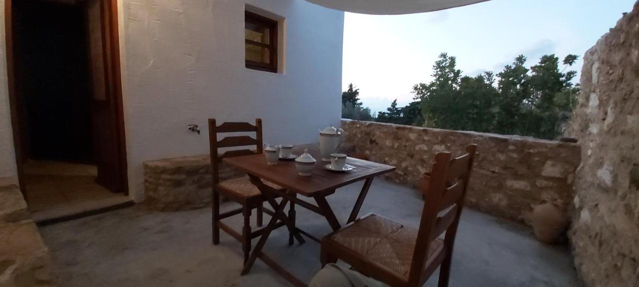 Traditional House In Asfendiou Villa